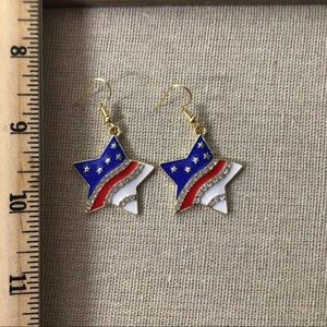 NWOT Patriotic star earrings